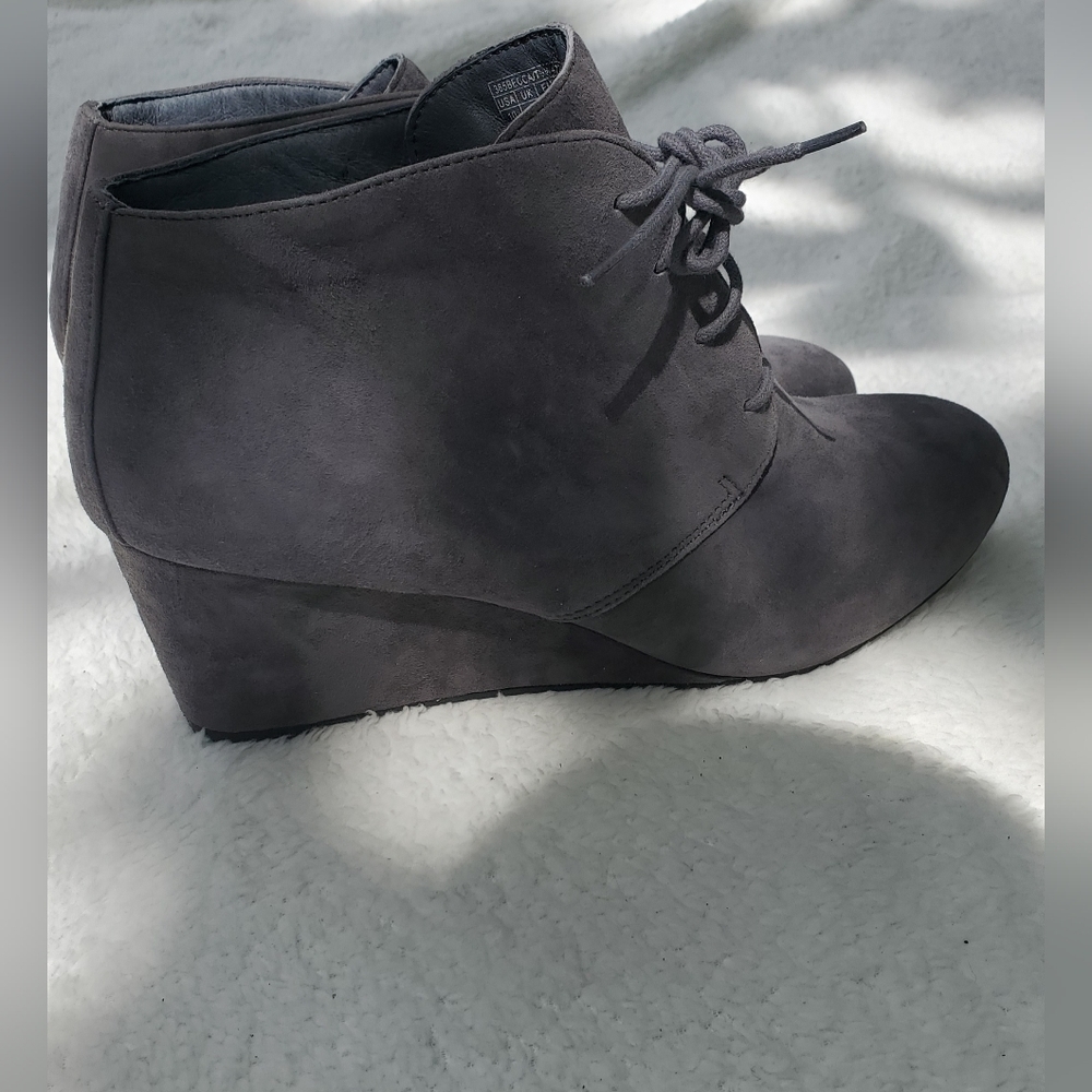 Vionic Elevated Becca Gray Suede Wedge Women Boot… - image 8